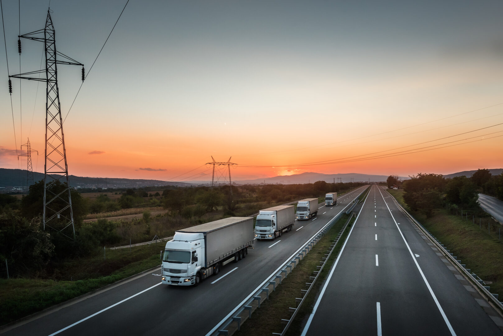 Lenkijos transporto įmonė „Olimpia“ jau kurį laiką naudojasi „LinqoTrack“ sistema. Kaip jiems sekasi?