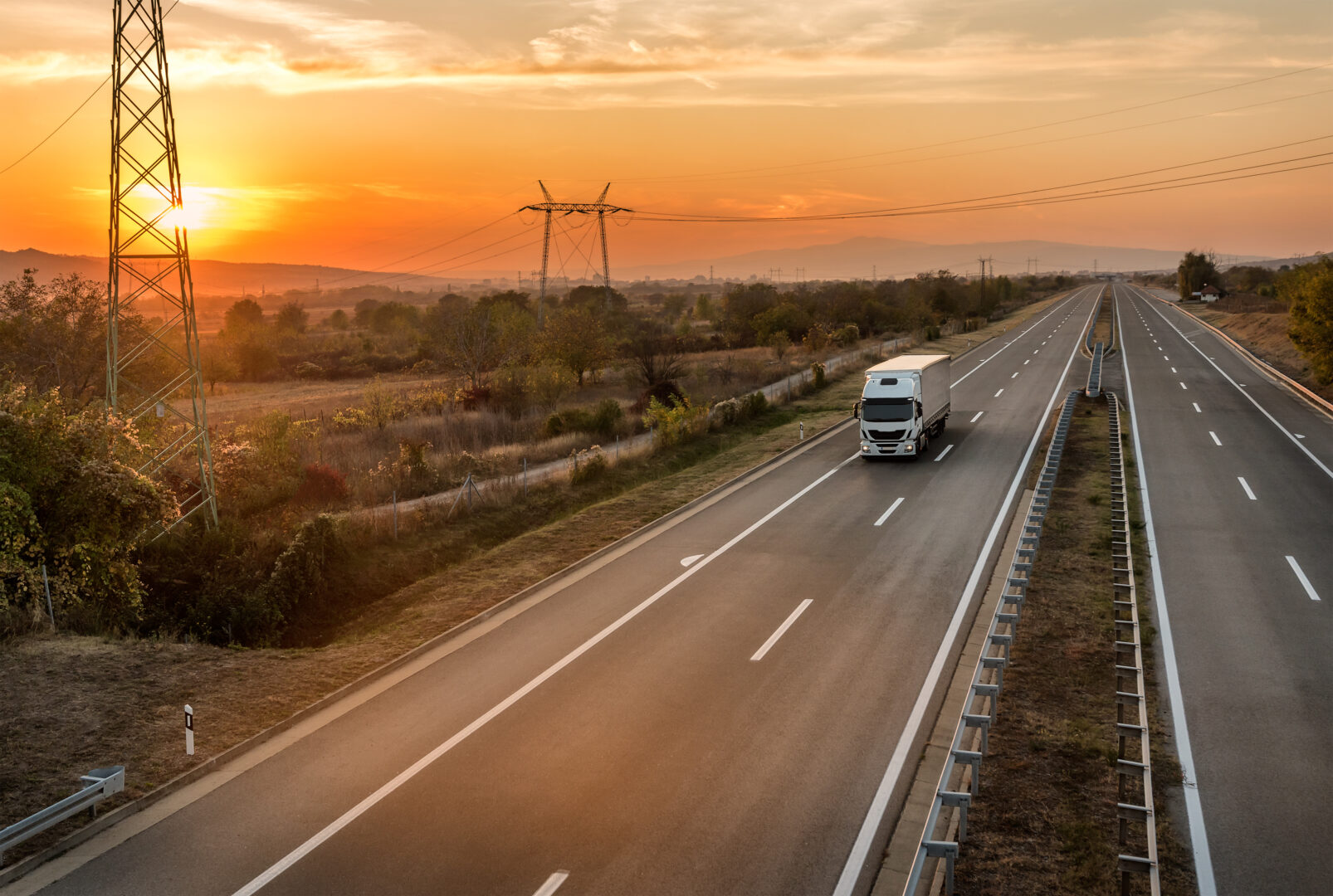 „Linqo“ GPS stebėjimas transporto parkų valdytojams – greitas ir paprastas