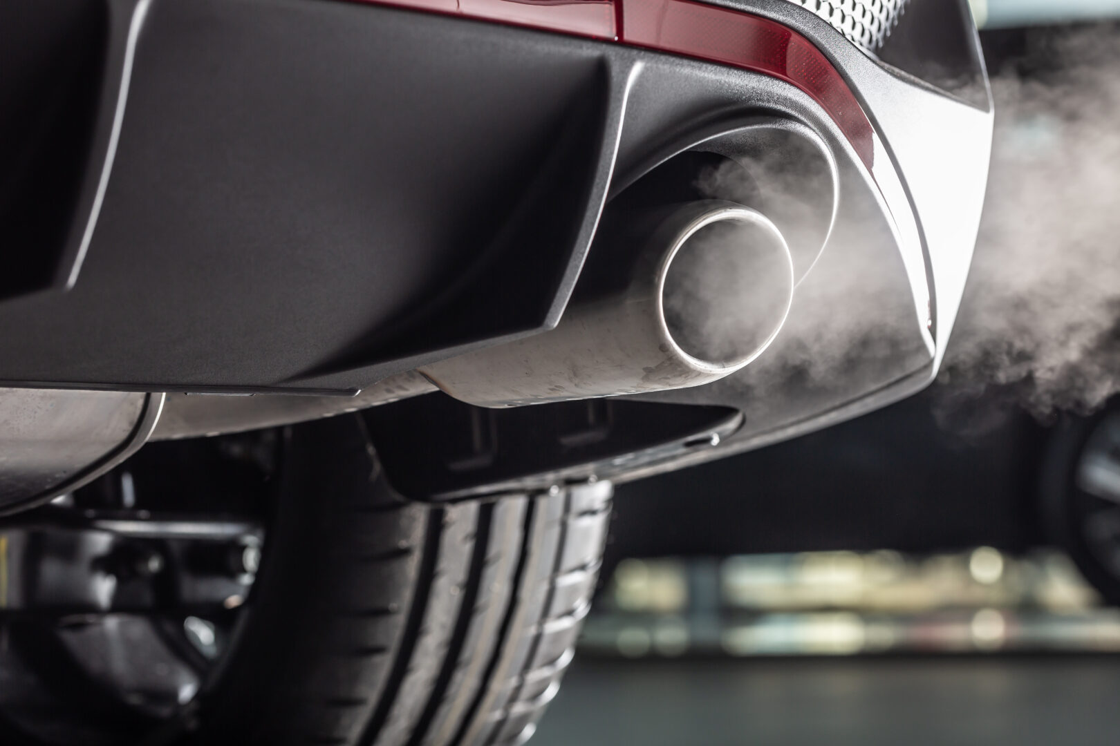 Automobilių išmetamo CO2 kiekis: kaip jį atpažinti ir sumažinti
