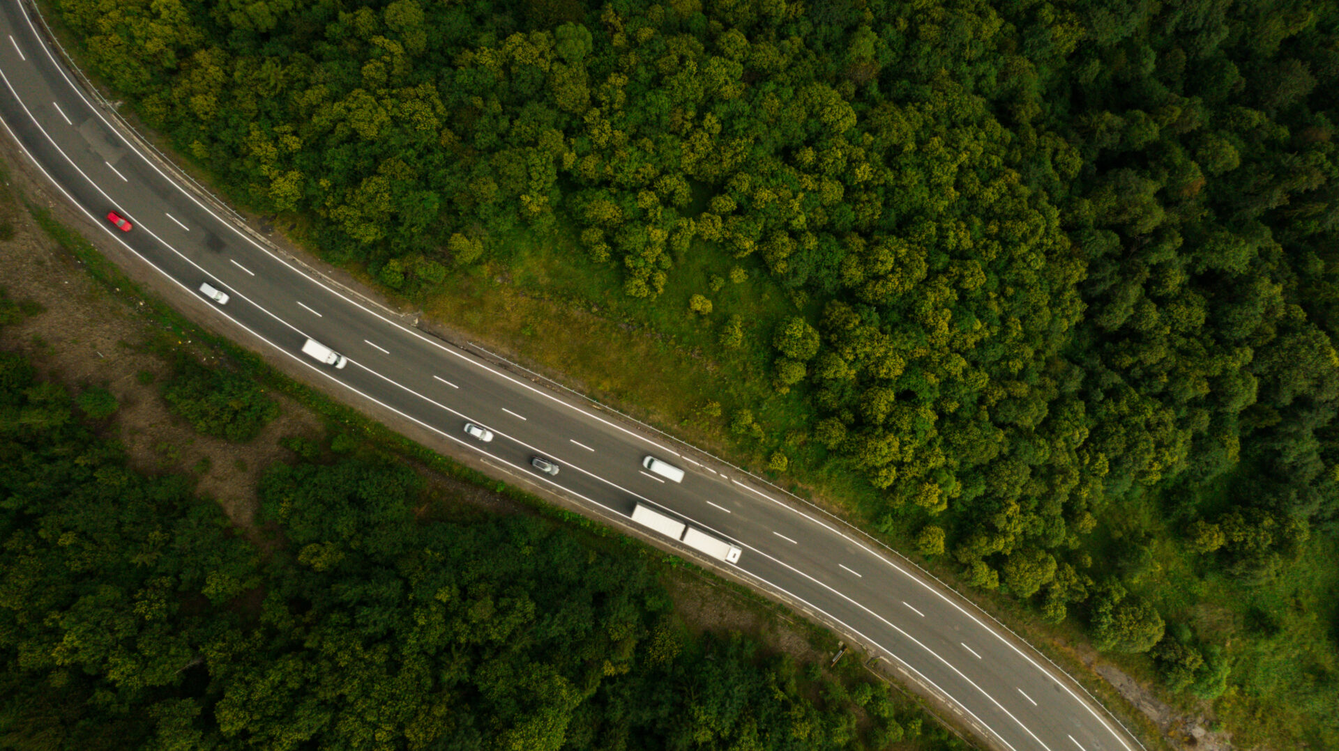 TK SAN ir LINQO: sujungti sprendimai tarptautiniam transportavimui